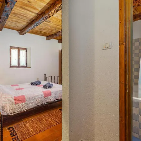 Holiday Home Marciljani Cr Vikendica *