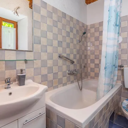 Holiday Home Marciljani Cr