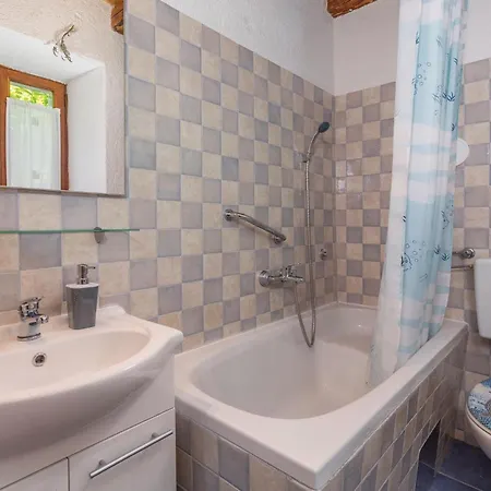 Holiday Home Marciljani Cr * Labin (Istria)